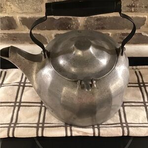 Antique Wagner Ware Sidney O 6 quart colonial aluminum tea kettle